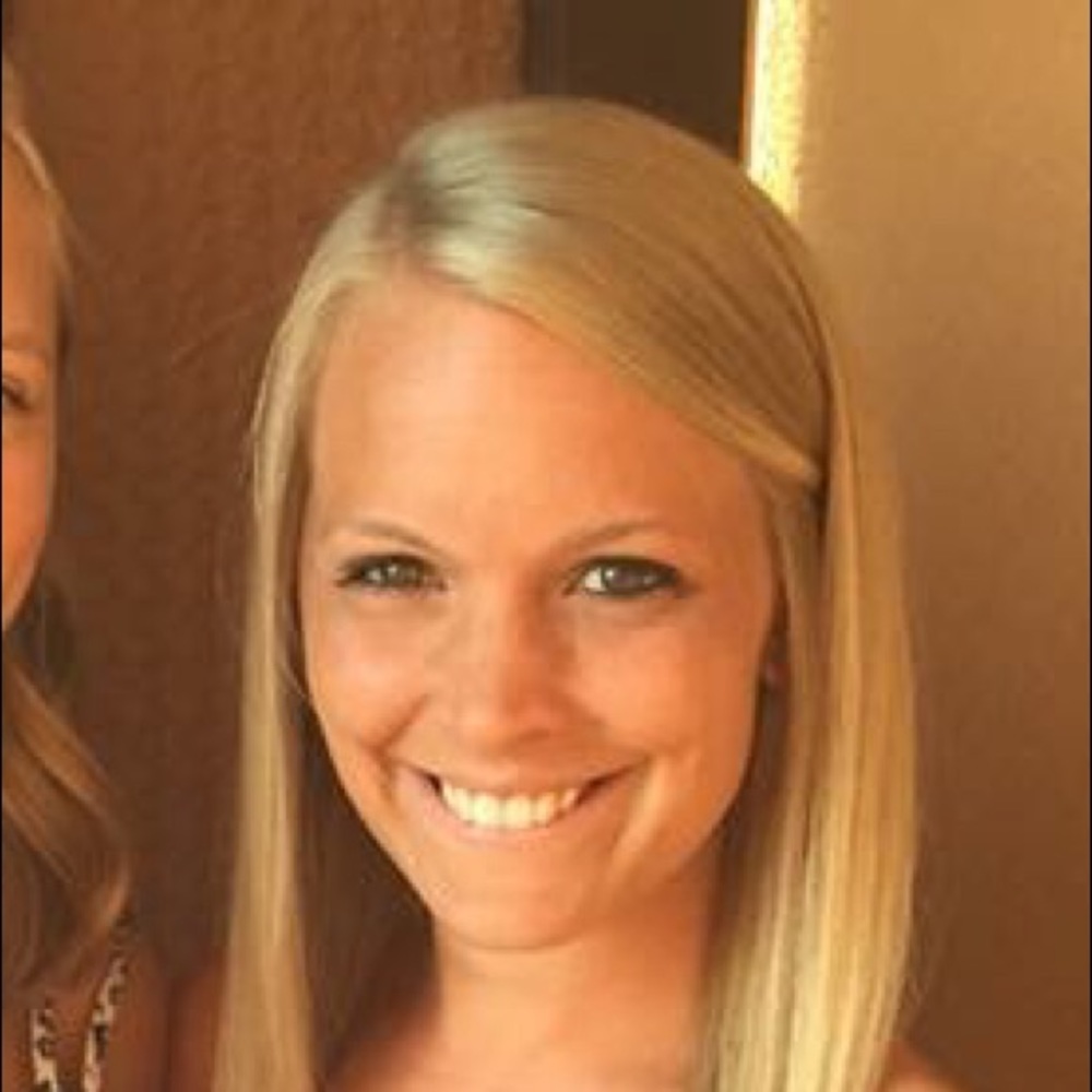 Meet your Posher, Laura